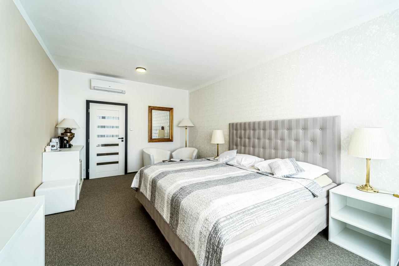 Hotel Fontana 브르노 외부 사진